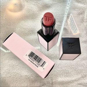 💄NEW Tom Ford in Rose Prick Pink case. Color: Indian Rose ✨✨Authentic ✨✨